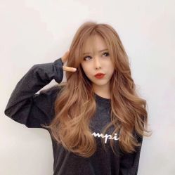 -AYO SALON
