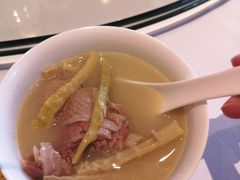 笋干老鸭汤-江南厨子(万象天地店)