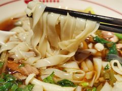 -呷佬·长沙手工米粉(金沙江路店)