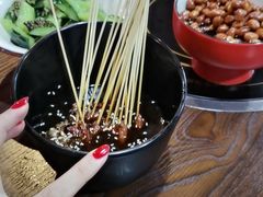 -虾弄弄海派小龙虾·牛羊蝎子火锅