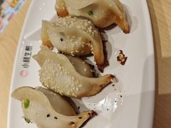 -小杨生煎(浦江欢乐颂店)