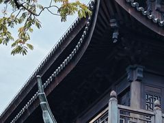 -龙华寺