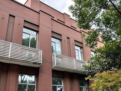 -上海市松江区泗泾医院