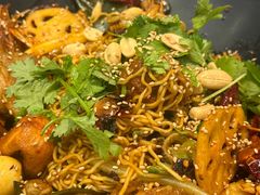 -醉人椒麻辣香锅(王府井喜悦店)