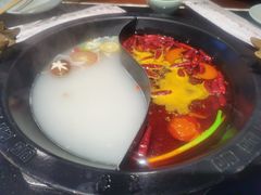 鸳鸯锅-重庆德庄火锅(体育中心店)