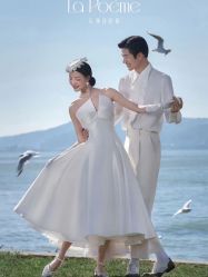 -乐派诗婚纱摄影