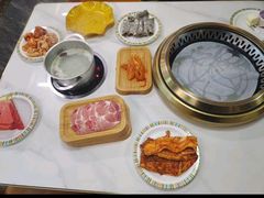-布罗城堡自助烧烤(鸿通城购物中心店)