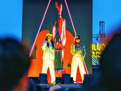 -北戴河碧螺塔海上酒吧公园