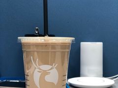 -瑞幸咖啡(艺树家工场店)