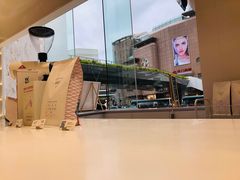 景观位-Manner Coffee(港汇恒隆广场店)