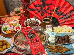 -黄记煌三汁焖锅(新佳丽江汉路店)