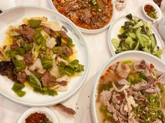 -犇逸·乐山跷脚牛肉·四川现炒(览海店)