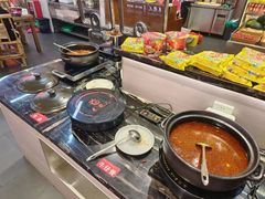 -来龍儿鲜切牛肉自助老火锅