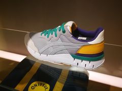 -Onitsuka Tiger(港汇恒隆广场店)