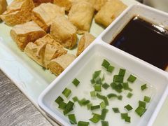 普宁豆腐-潮界(LU·ONE凯德晶萃广场店)