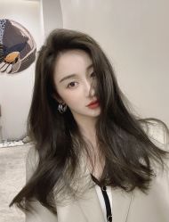 -BULB STUDIO 巴柏明星发型工作室