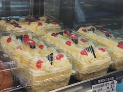 -白玉兰食品(汇联商厦店)