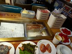 -蒙肥羊·酸汤潮牛·鲜牛肉火锅烤肉自助(岗顶店)