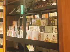 -西西弗书店&矢量咖啡(来福士广场店)