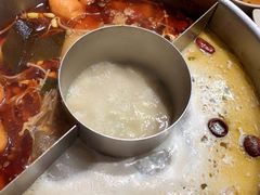 -江小渔鲜鱼火锅(冠亚星城店)