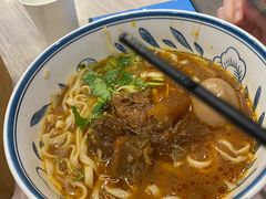 -康师傅私房牛肉面(马泉营奥莱店)