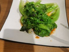 -臻鲜燕海鲜融合餐厅(金陵style店)