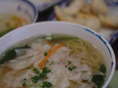 -长人馄饨铺(解放街店)