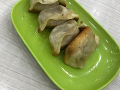 -珊珊小笼馆(仙霞路店)