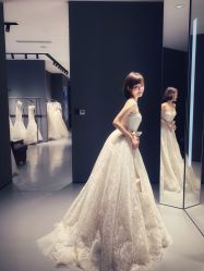 点击看大图 -Vera Wang婚纱礼服旗舰店