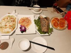 -一栋洋楼云南菜馆