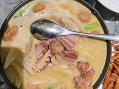 -披云云小馆·味道江湖(姚家园万象汇店)