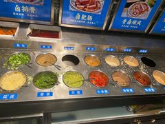 -二荆条·蜀鲜汇城市森林火锅