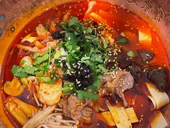 -成都你六姐·牛肉冒菜(城市集市合生汇店)