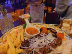 土耳其牛肉混盘-Uncle Kosto科斯托·中东菜