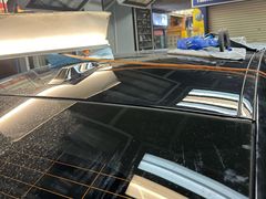 -鲨鱼皮汽车凹陷玻璃修复(静安店)