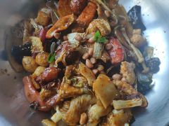 酱香麻辣香锅-愉肴麻辣香锅(中北镇店)