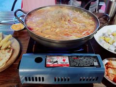 部队锅-MI WU FACTORY米屋美食工厂餐厅(绿地店)