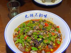 -六弟特色小馆(人民新村店)