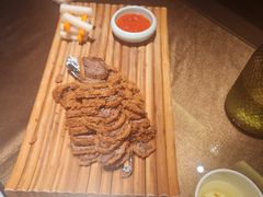 -东口码头·烧鸽子·鱼头泡饼·地方菜(金鹰悦城店)