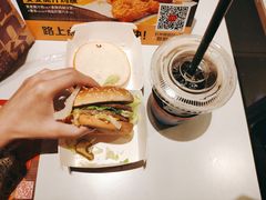 -麦当劳(酒仙桥路店)