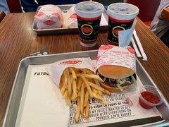 一重奏汉堡-FATBURGER 特富客汉堡(外交公寓店)