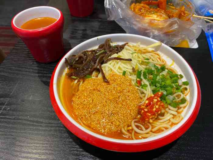 4人赞软骨爹爹2020年8月5日打分很小的一个店面,不很好找.