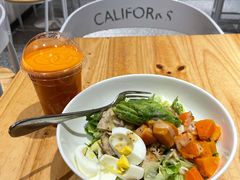 烤鸡牛油果芒果沙拉-CALIFORKS加州叉子轻食(朝阳门店)