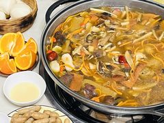 -野菌王•养生汤锅•野生菌火锅(大理漾濞路店)