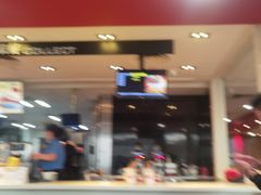 -麦当劳(汉口火车站候车室店)