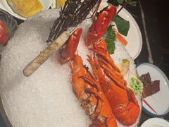 -半岛翡丽海鲜自助餐厅(观风亭店)