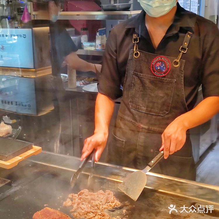 天津好店‖安娜家的厨房不仅只有好吃的牛排‼️