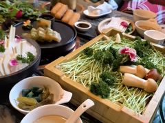 -慢丽江·云南野生菌土鸡锅(付家庄店)