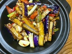 -云海肴·汽锅鸡·云南菜(天山百盛优客店)