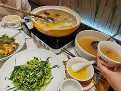-饭橘汉江码头·乡野土菜馆(静安路店)